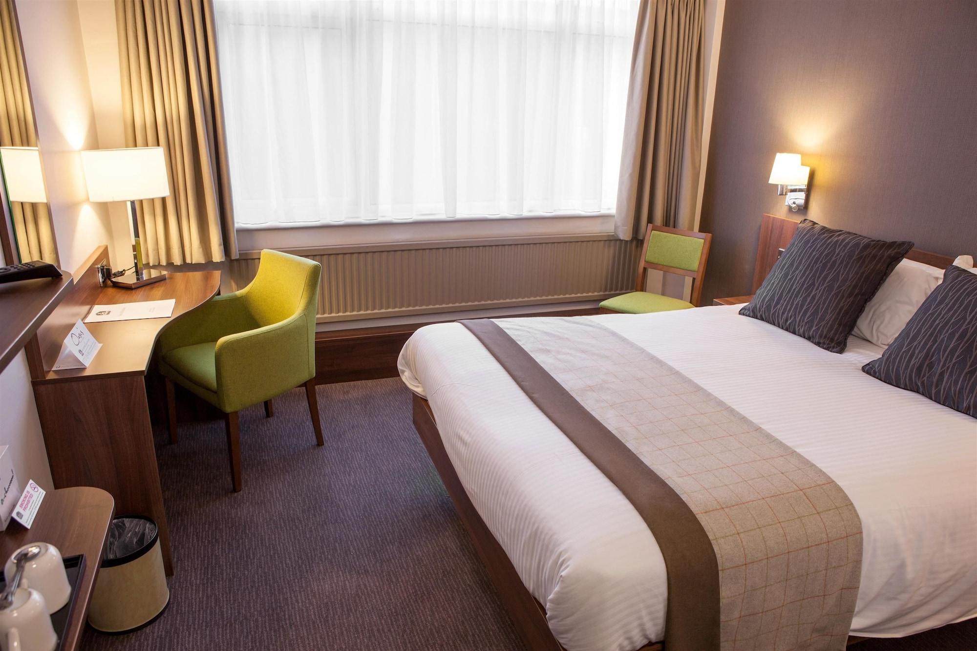 Cresta Court Hotel Altrincham Esterno foto