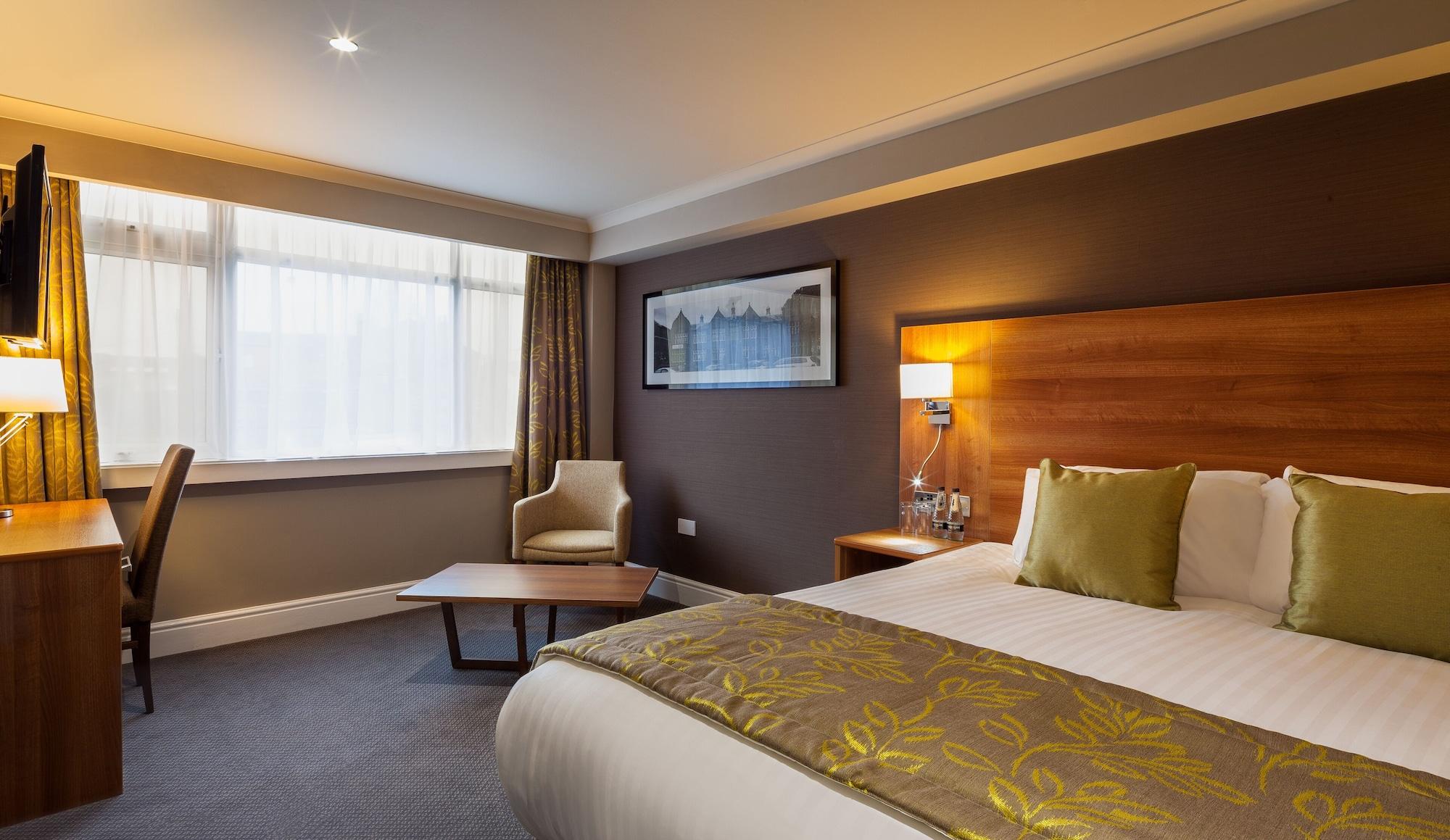 Cresta Court Hotel Altrincham Esterno foto