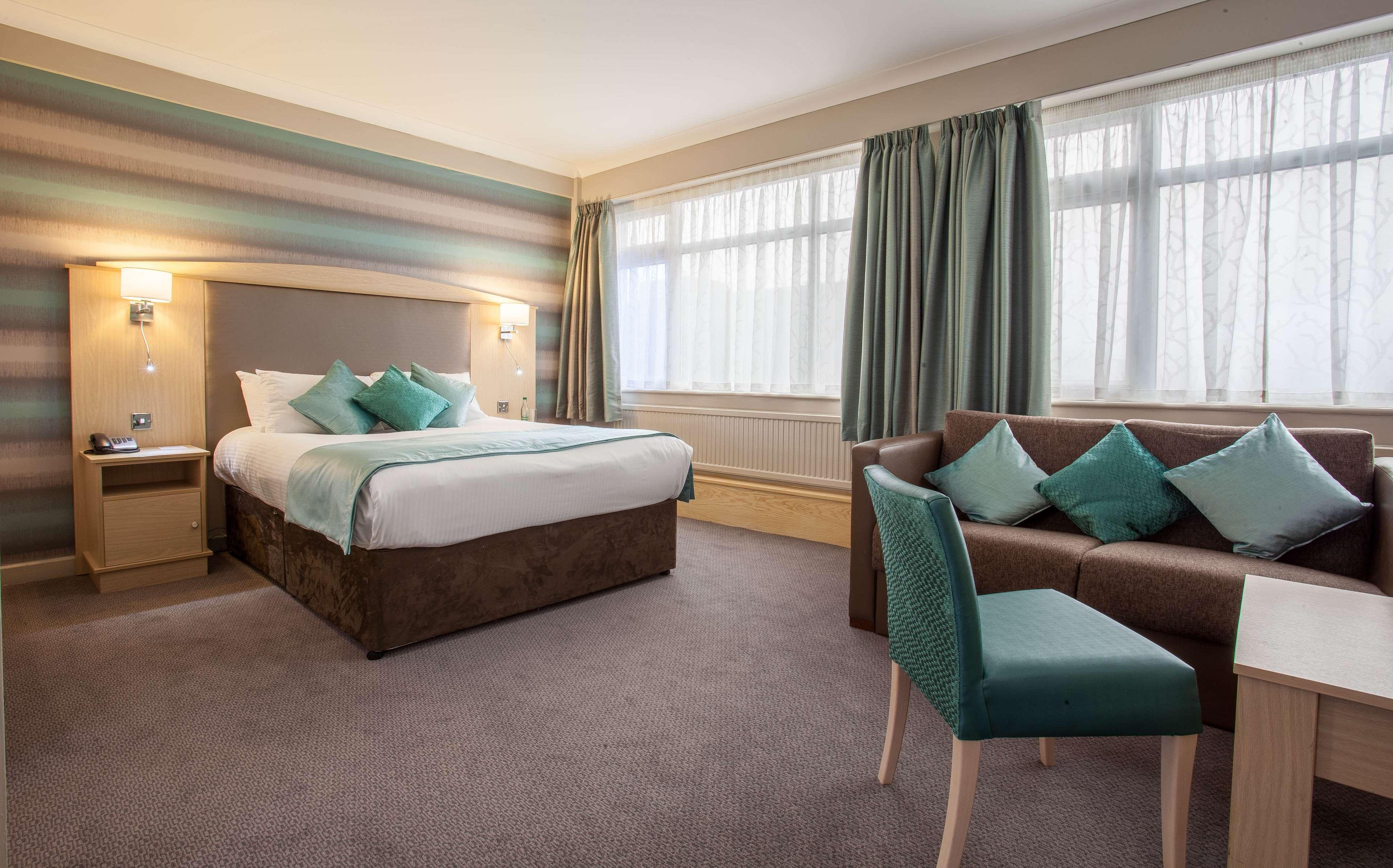 Cresta Court Hotel Altrincham Esterno foto