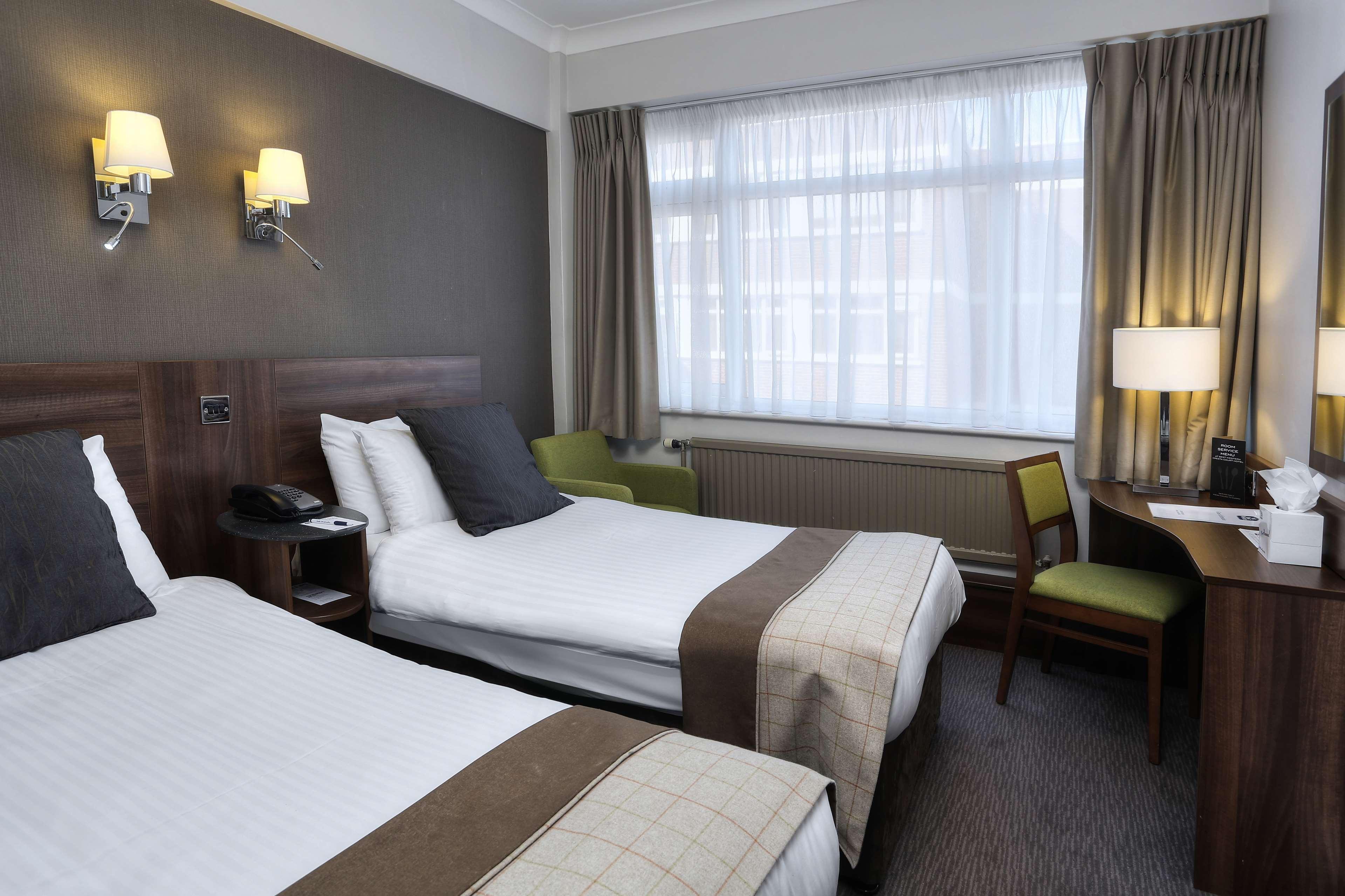 Cresta Court Hotel Altrincham Esterno foto