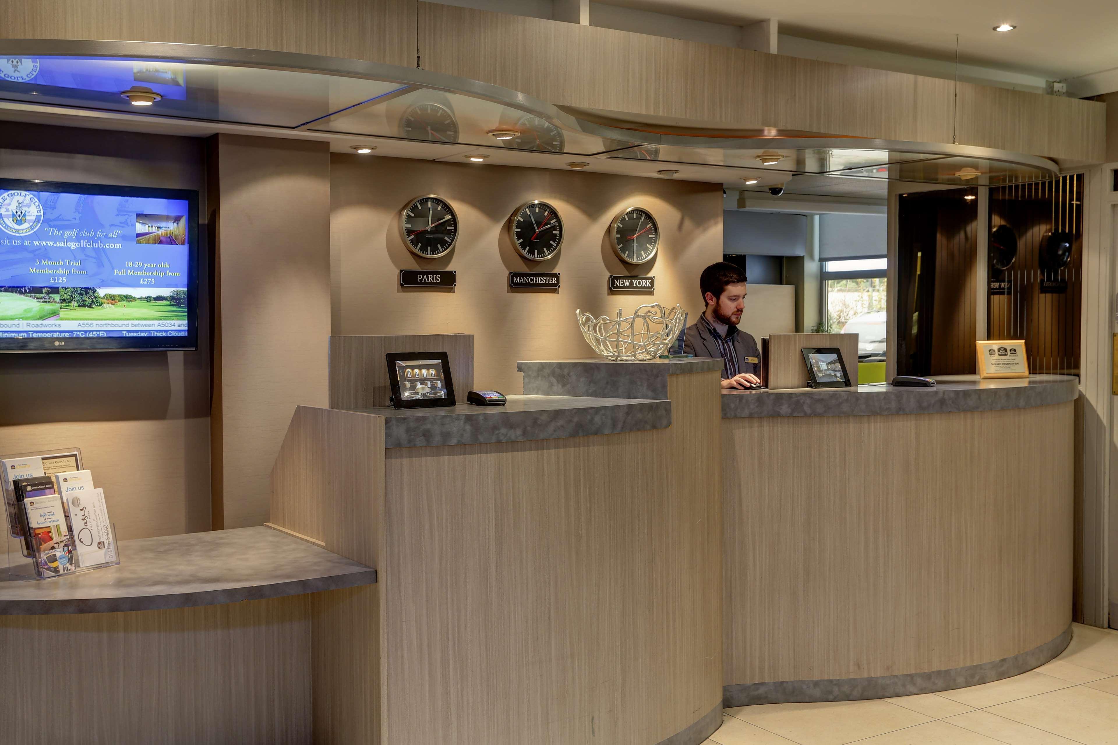 Cresta Court Hotel Altrincham Esterno foto