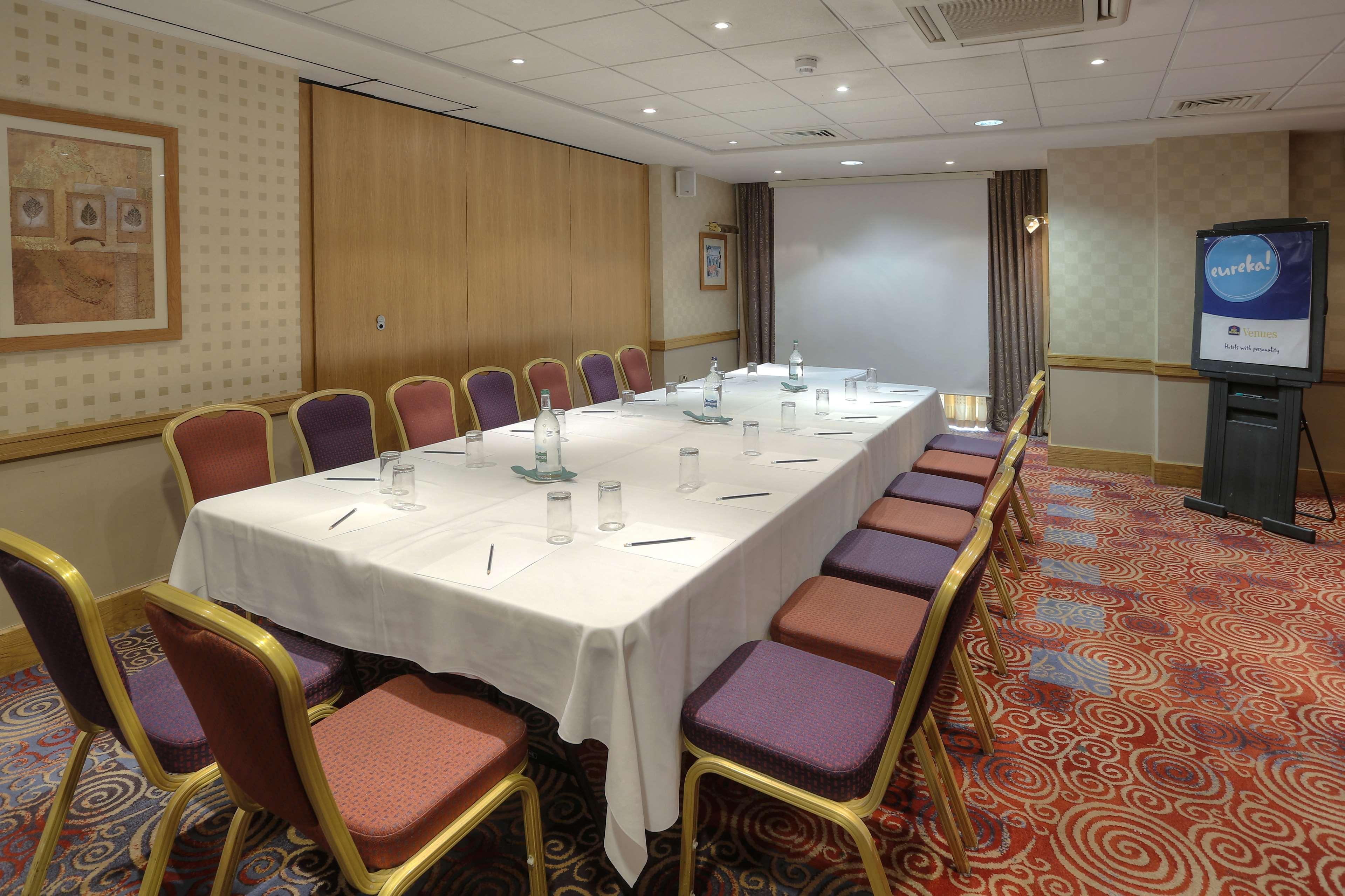 Cresta Court Hotel Altrincham Esterno foto
